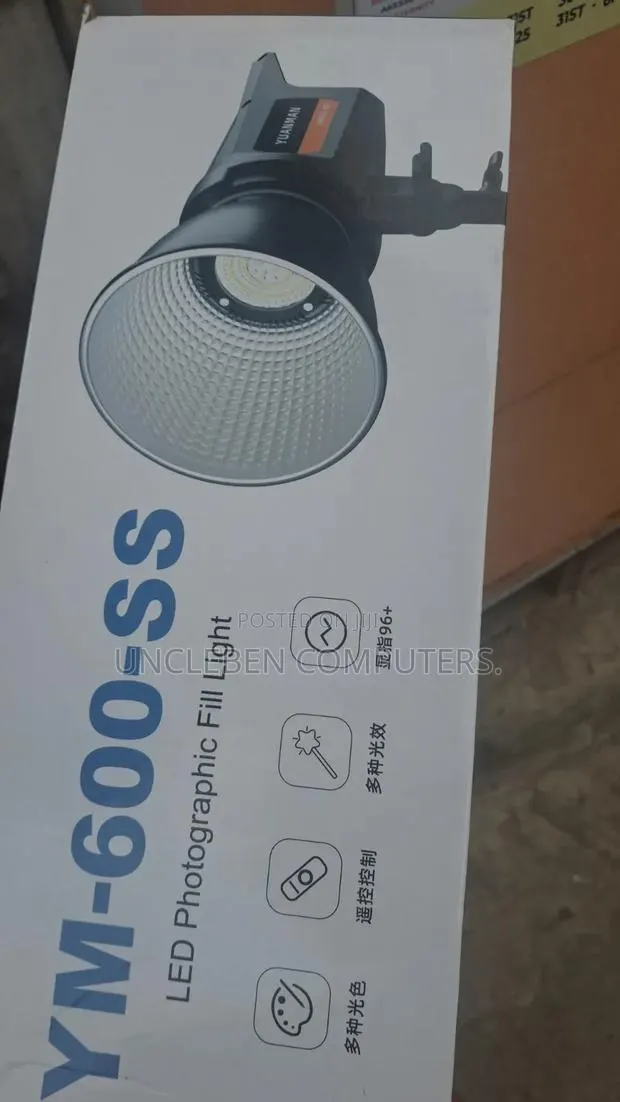 YM-600-SS Photographic Studio Light 600w · Photo 1