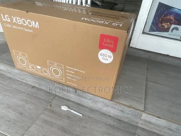 Lg Xboom Cj44 Nobletone Bluetooth Stereo Heritage · Photo 1