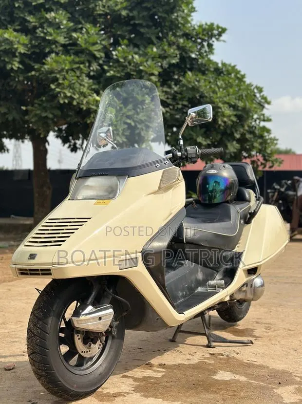 Honda 1999 · Photo 1
