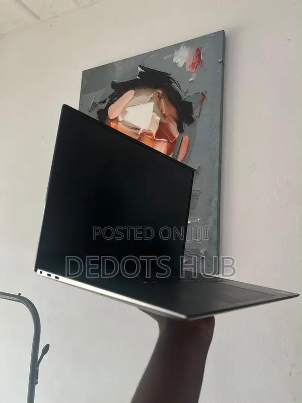 Laptop Dell Precision 5560 16GB Intel Core i7 SSD 512GB · Photo 1