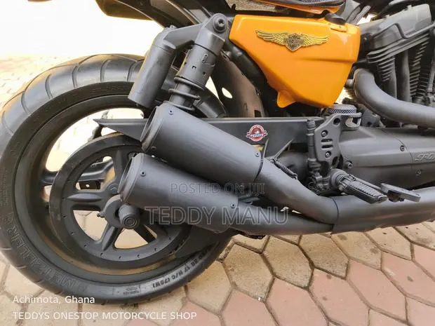 Harley-Davidson 2018 Yellow · Photo 1