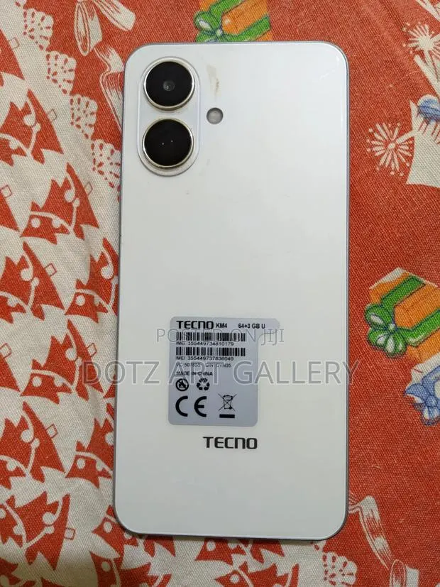 Tecno Pop 10 64 GB White · Photo 1