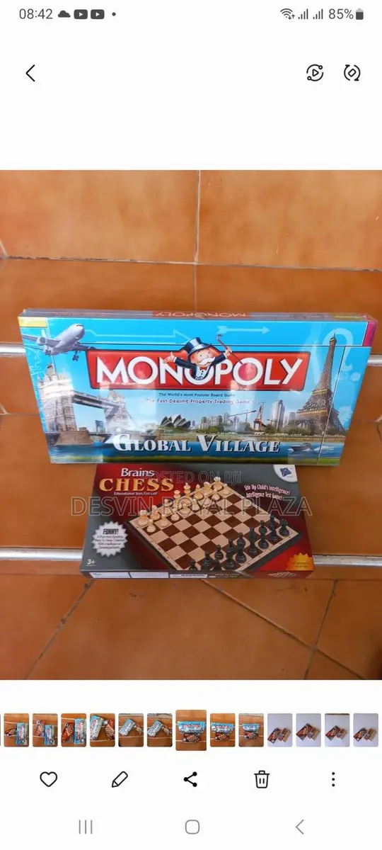 Monopoly + Chess · Photo 1