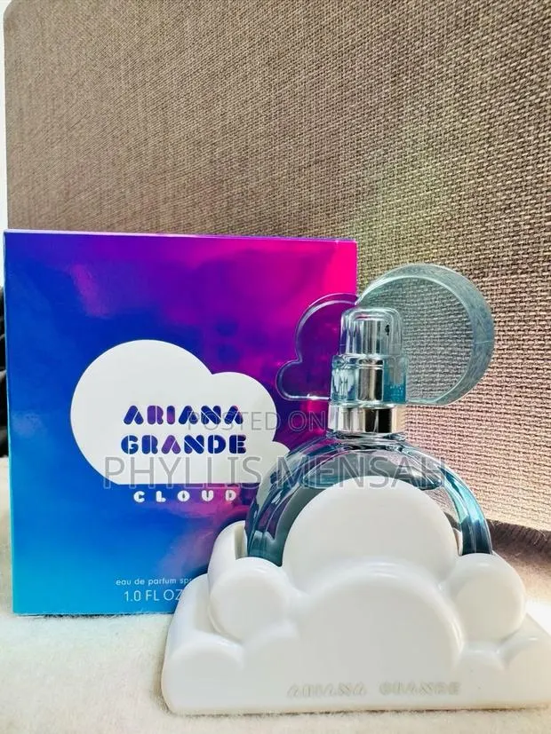 Ariana Grande Cloud · Photo 1
