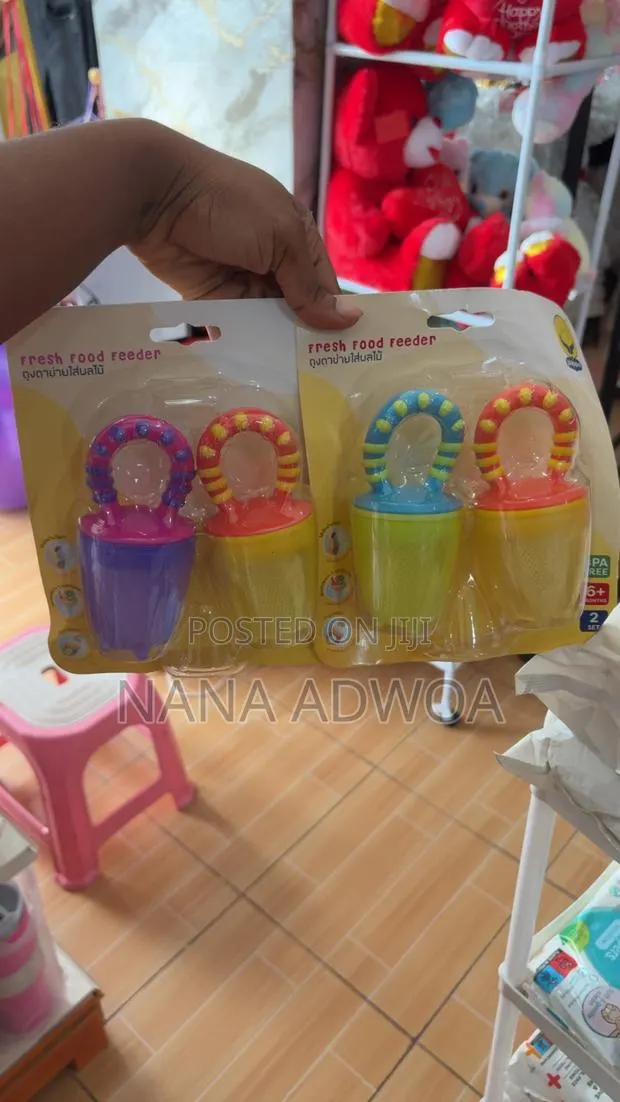 Baby Fruit Feeder · Photo 1