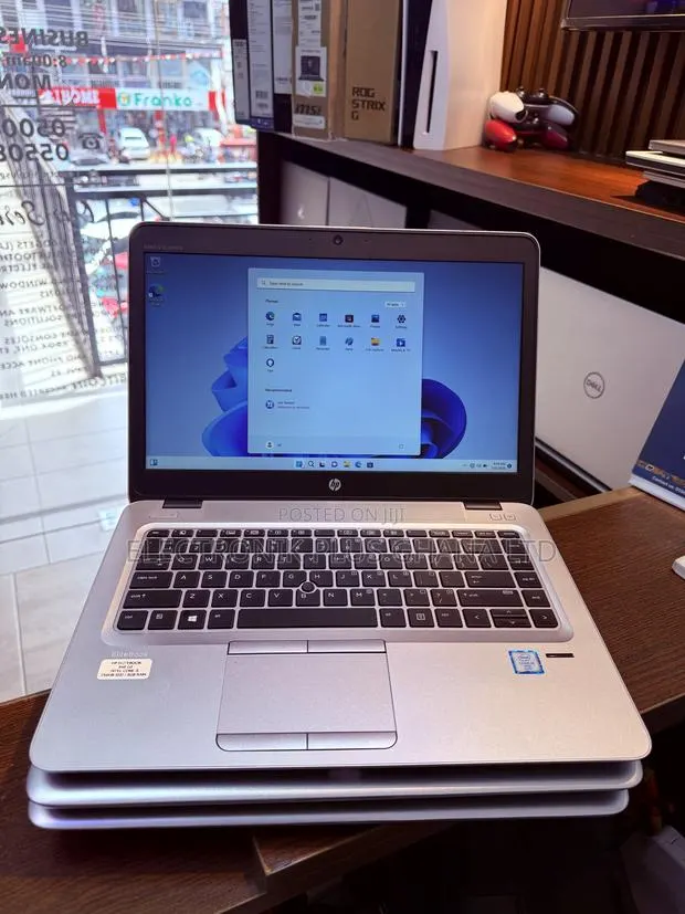 Laptop HP EliteBook 840 G3 8GB Intel Core i5 SSD 256GB · Photo 1