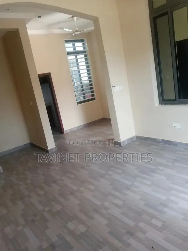 2bdrm Apartment in Adjiriganor for rent · Photo 1