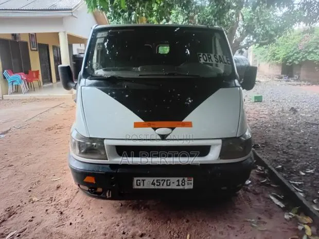 Ford Transit 2006 White · Photo 1