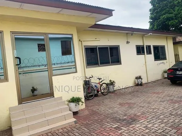 3bdrm House in Unique Key Agency, Tesano for sale · Photo 1