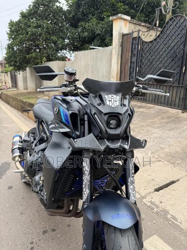 Yamaha 2023 Blue · Photo 1