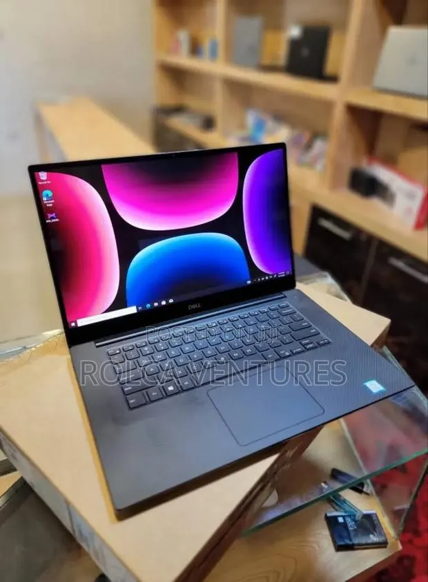 Laptop Dell Precision 5520 16GB Intel Core i7 SSD 256GB · Photo 1