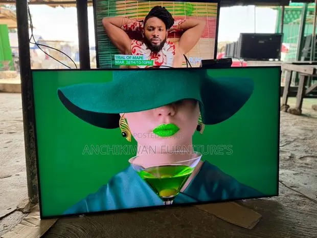 Qled Samsung 65 Inc Smart/Digital Satellite/Bluetooth/Netflix Tv · Photo 1