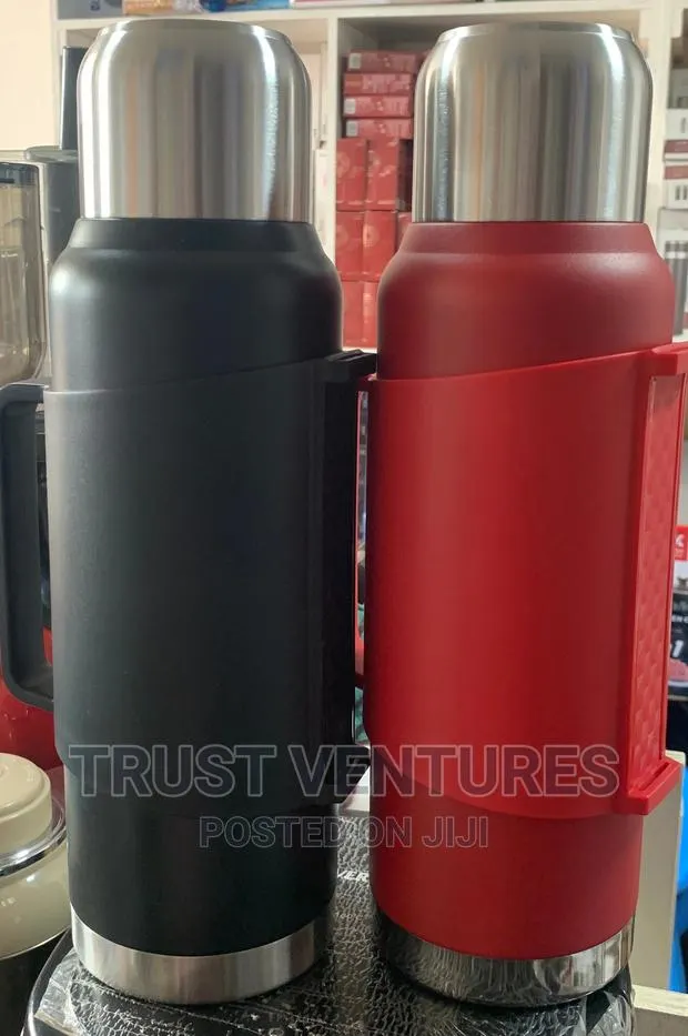Vacuum Flask 2000ml · Photo 1