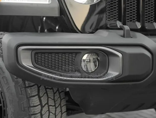 Jeep Wrangler JK 2008-2017 Bumper Upgrade to 2023 · Photo 1