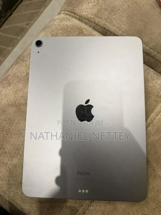 Apple iPad Air 11 (2024) 256 GB Silver · Photo 1