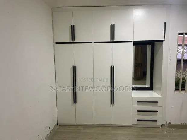 Raf Wardrobe With MDF or Laminate Plywood · Photo 1