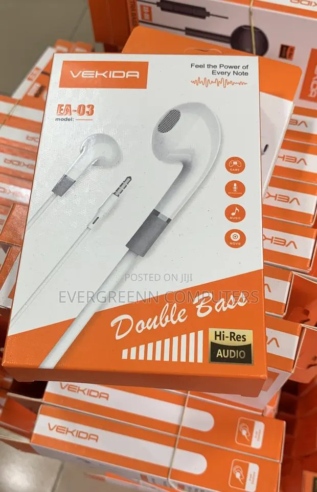 Classic Earphone for Phones · Photo 1