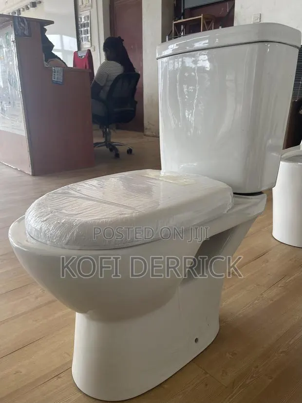 Water Closet Toilet (WC) · Photo 1