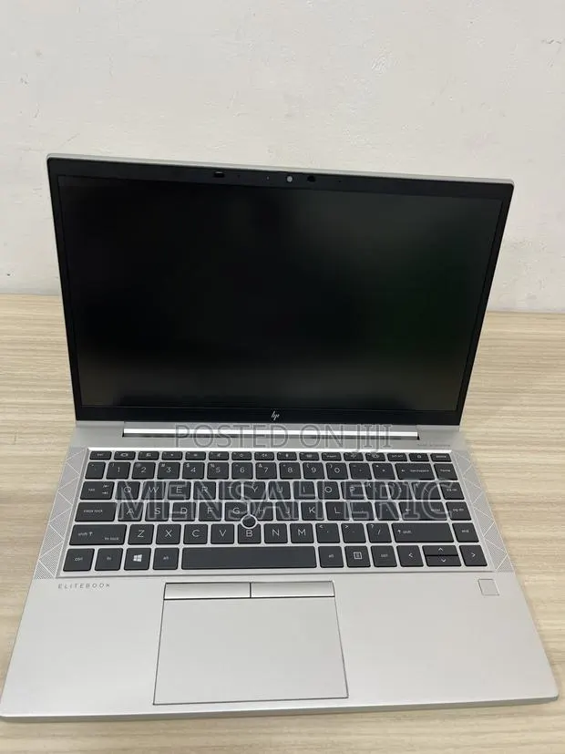 Laptop HP 16GB Intel Core i7 SSD 512GB · Photo 1