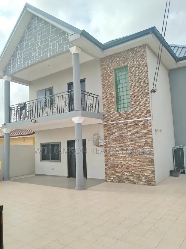 4bdrm Duplex in Kotobabi Road Area, Spintex for rent · Photo 1