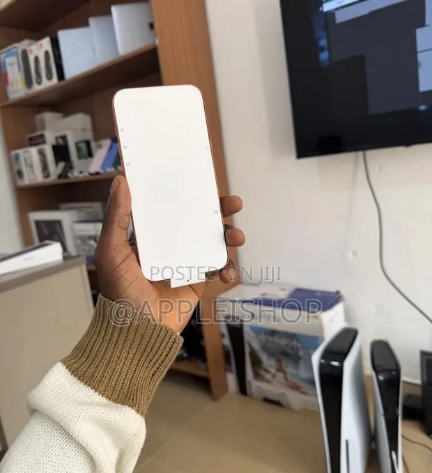 Apple iPhone 17 Pro Max 512 GB Orange · Photo 1