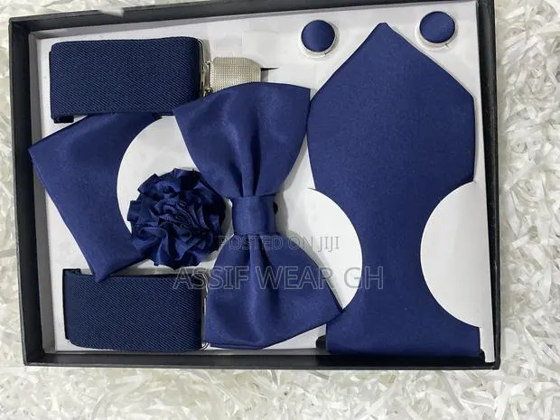 Full Set Ties and Accessories · Photo 1