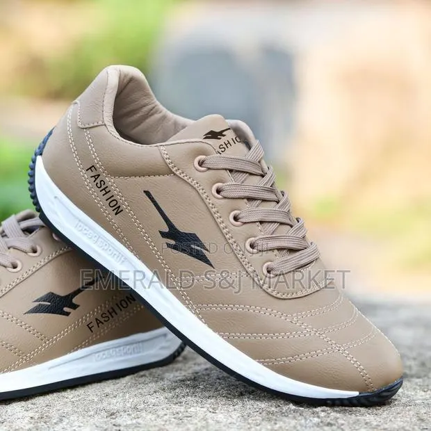 Unisex Footwear · Photo 1