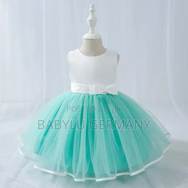 Blue and White Baby / Toddler Dress 6 to 12 Months · Photo 1