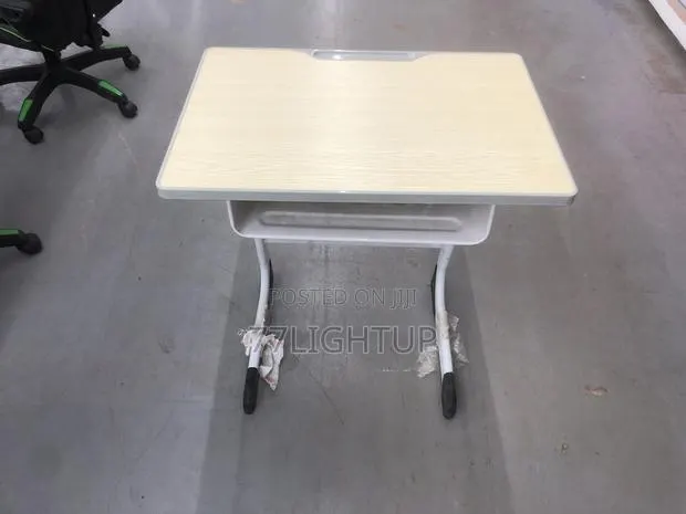 Students Desk and Chairs · Photo 2