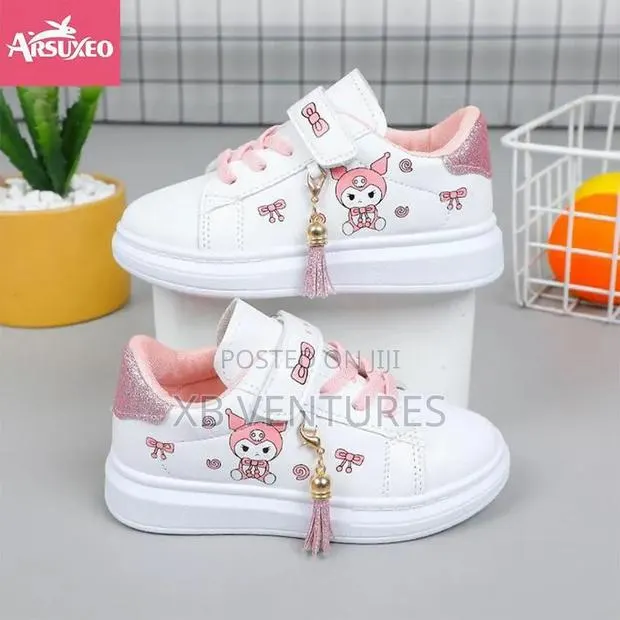 Casual Shoes for Girls · Photo 3