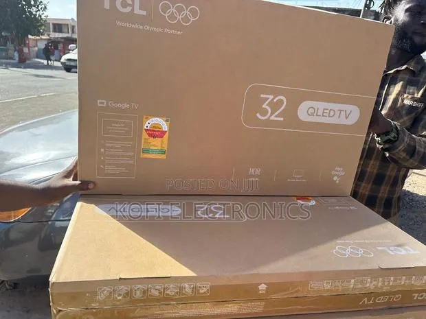 TCL Smart Qled TV 32” Rich Colors Immersive Viewing · Photo 1