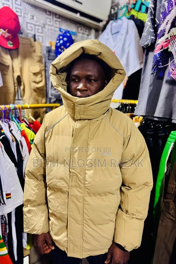 Topmost Quality, Thick N Heavy Inner Fleeced and Plain Hooded Winter · Photo 5