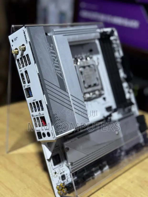 Ryzen 7 7700x+ Aorus B650M Elite AC WIFI · Photo 1