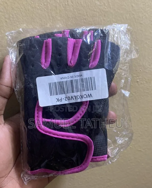 Workout Gloves · Photo 1