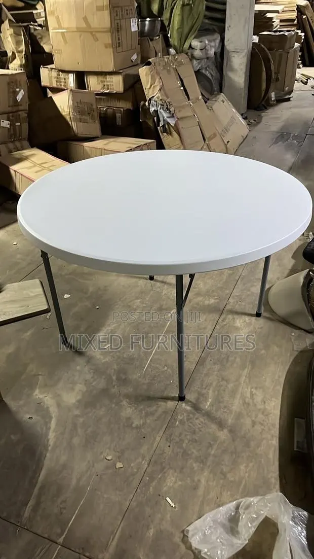 Round Foldable Table for Event · Photo 1
