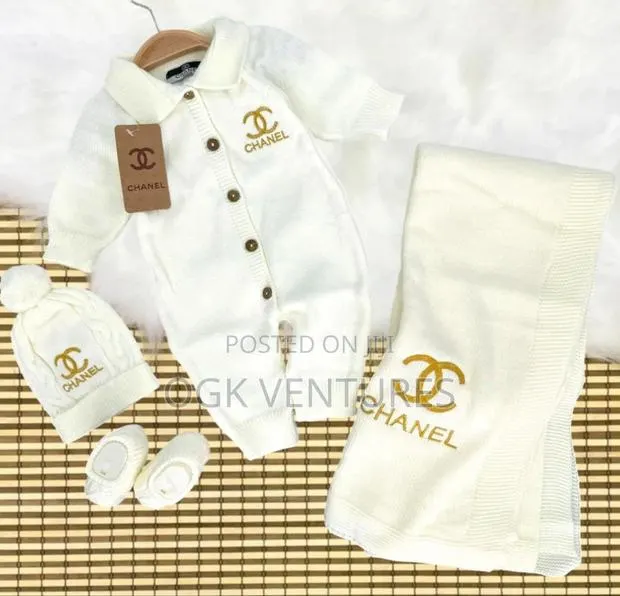 Baby Dress Set · Photo 1