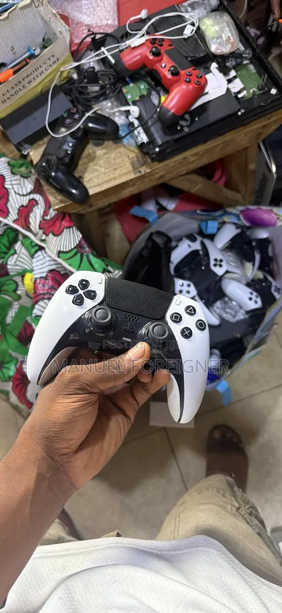Ps5 Edge Controller · Photo 1