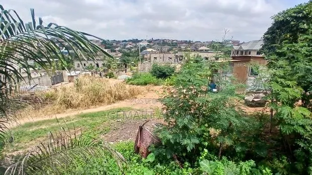 Half Plot of Land for Sale at Taifa Burkina · Photo 1