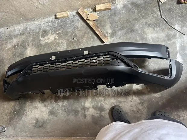 Honda CRV Down Bumper 2020,2021,2022 · Photo 1