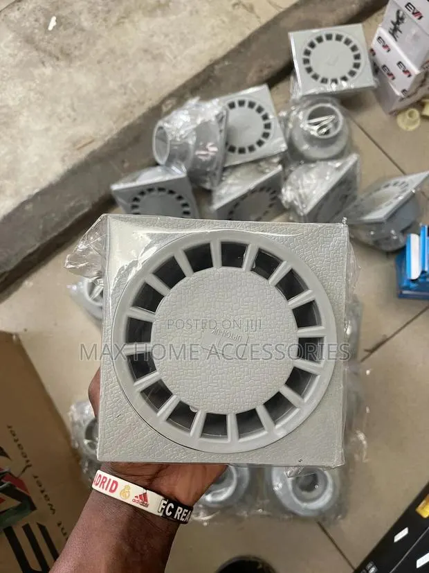 Plastic Floor Drain · Photo 1
