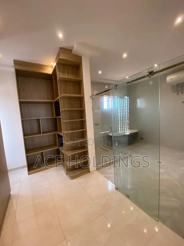 4bdrm House in Ogbojo, East Legon for sale · Photo 2