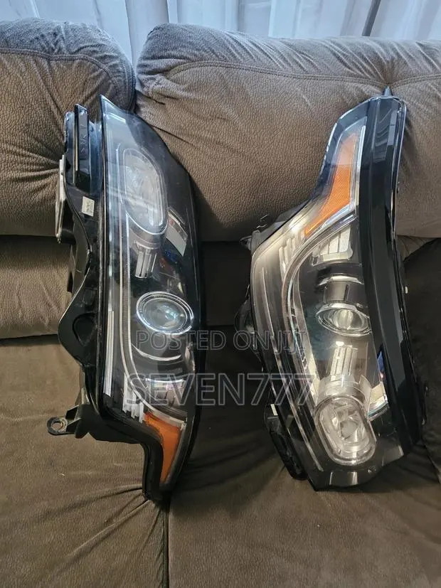 2013-2017 Range Rover Vogue Headlights · Photo 1