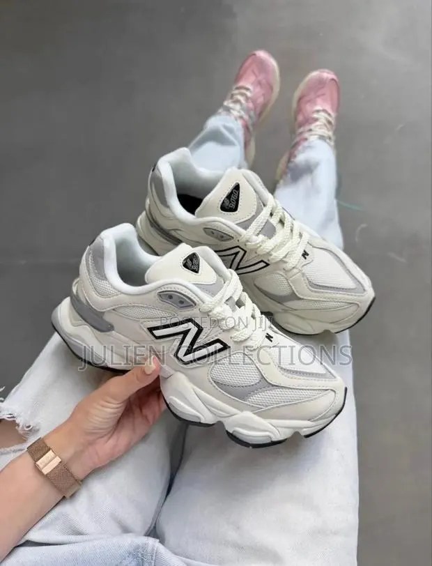 New Balance Nb 9060 Lite Cream · Photo 1