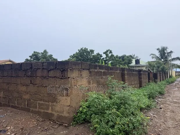 Do You Want to Buy a Plot of Land for Sale at Teshie Bush Road · Photo 1