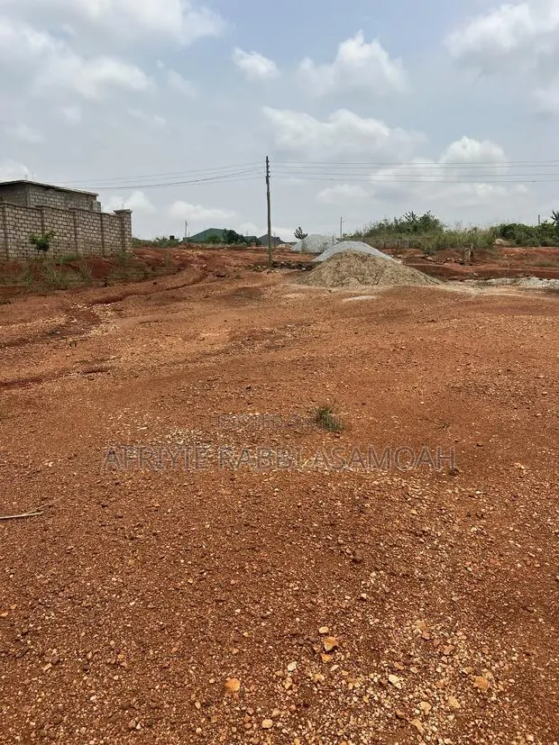 120 by 100 Feet Land for Sale · Photo 1