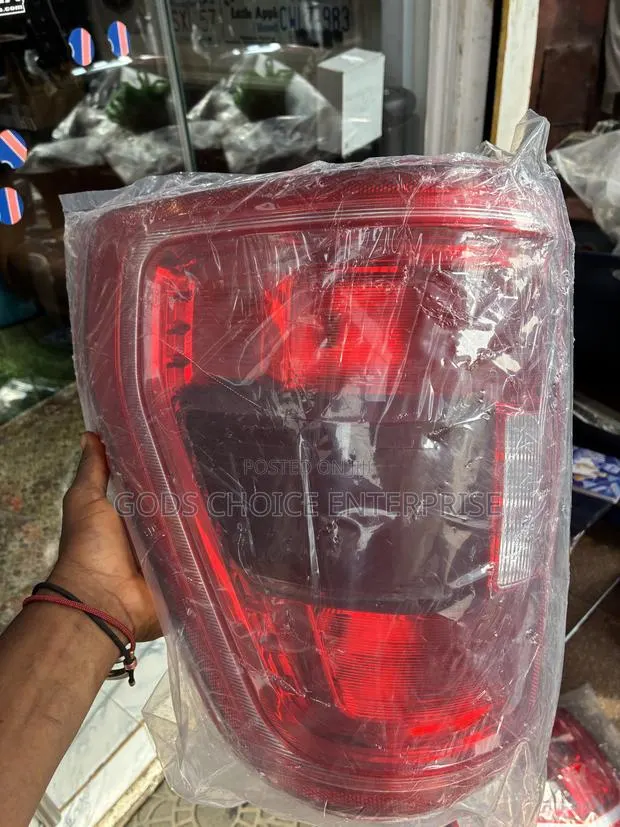 Taillight F150 2021-2022 -2023 No Led · Photo 1