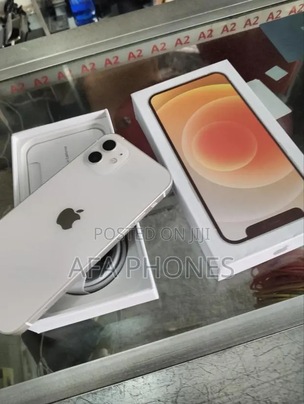New Apple iPhone 12 mini 128 GB Silver · Photo 1