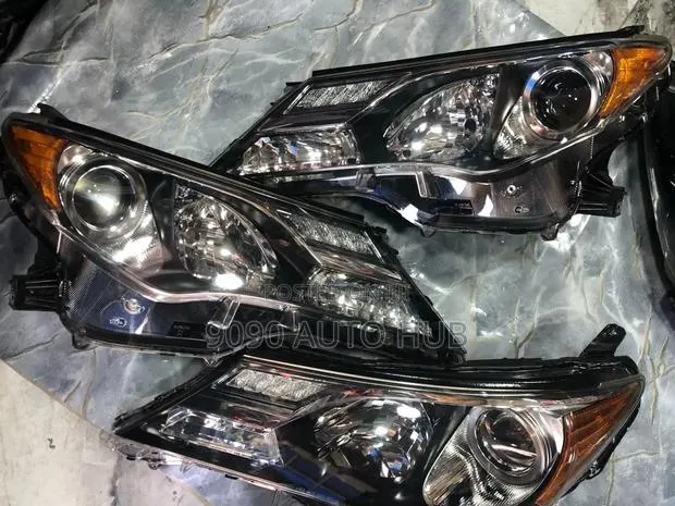 Toyota RAV4 2013, 2014, 2015 Headlight – Premium OEM | Foreign Used · Photo 1