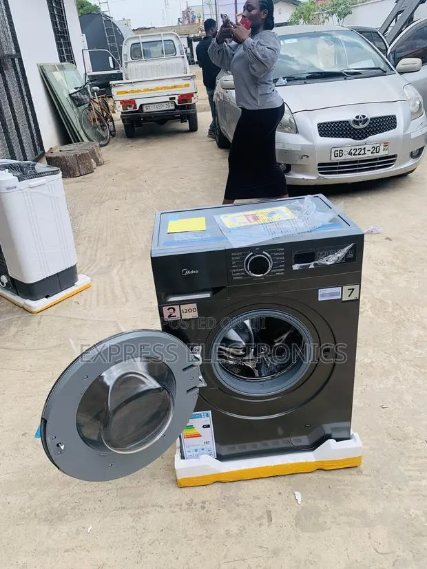 Long Lasting Effects Front Load Midea 8kg · Photo 1