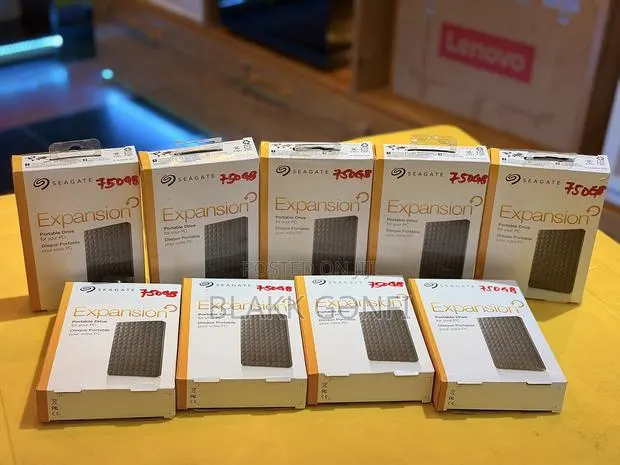 Seagate Expasion 750gb External Hard Drives · Photo 1